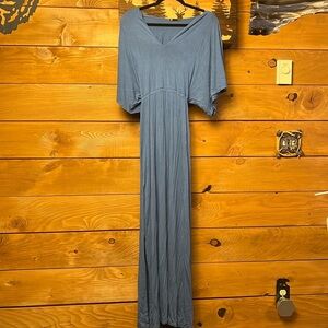 Krista‎ by Revolve womens maxi dress XS short sleeve v-neck side slit soft event